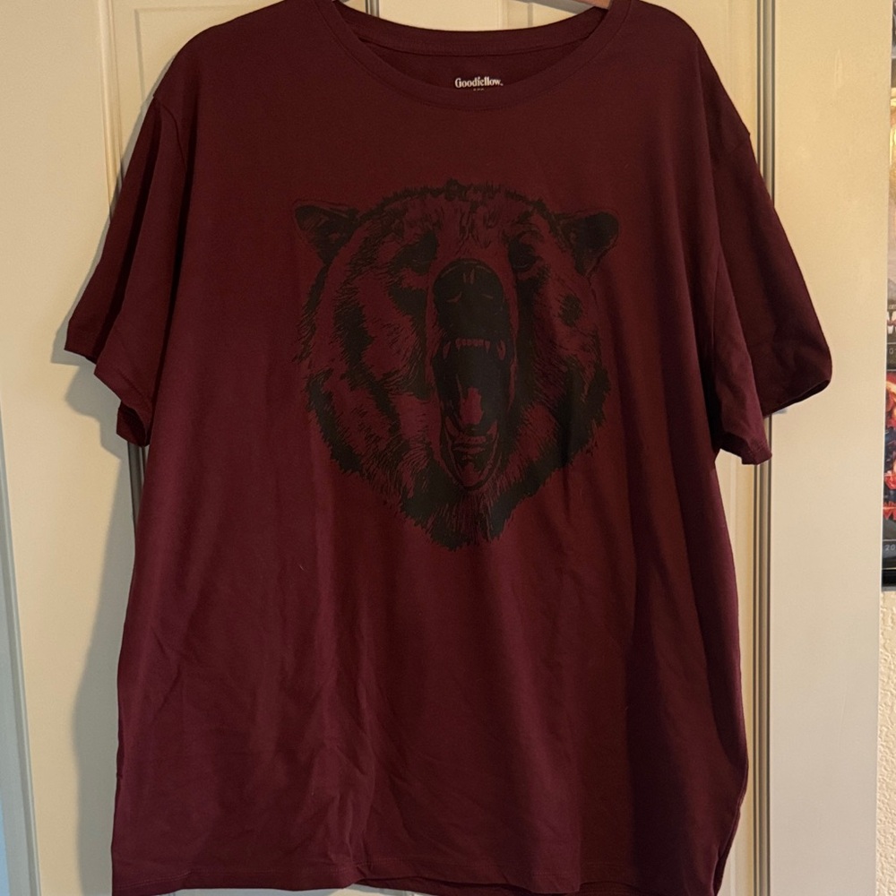 Goodfellow & Co Men's Burgundy Bear Tee